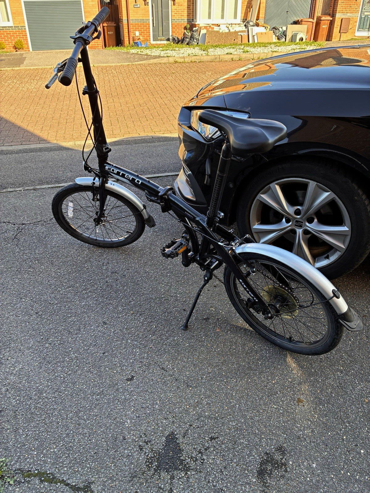 Carrera Folding Bike 20 in Black/Silver Hub Gears Flat Bar Mudguards Kickstand