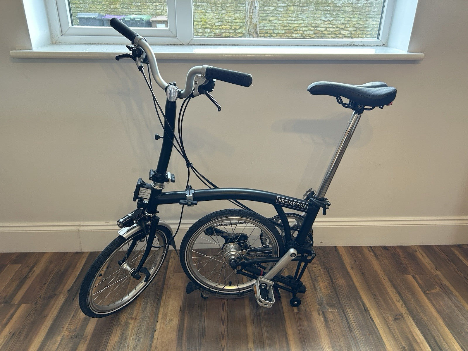 Brompton M6l Folding Bike With Front & Back Lights