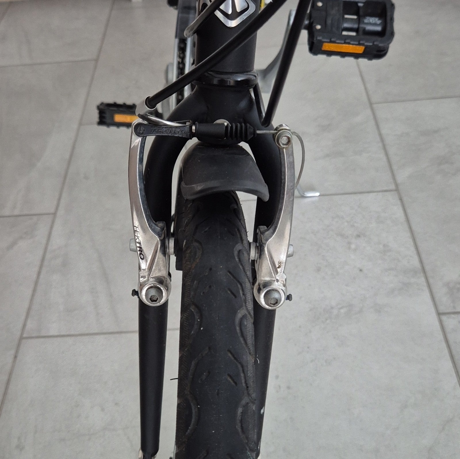 Oyama Eastvillage Folding Bike 3-Speed Shimano Nexus Hub Gears Twist Grip Black