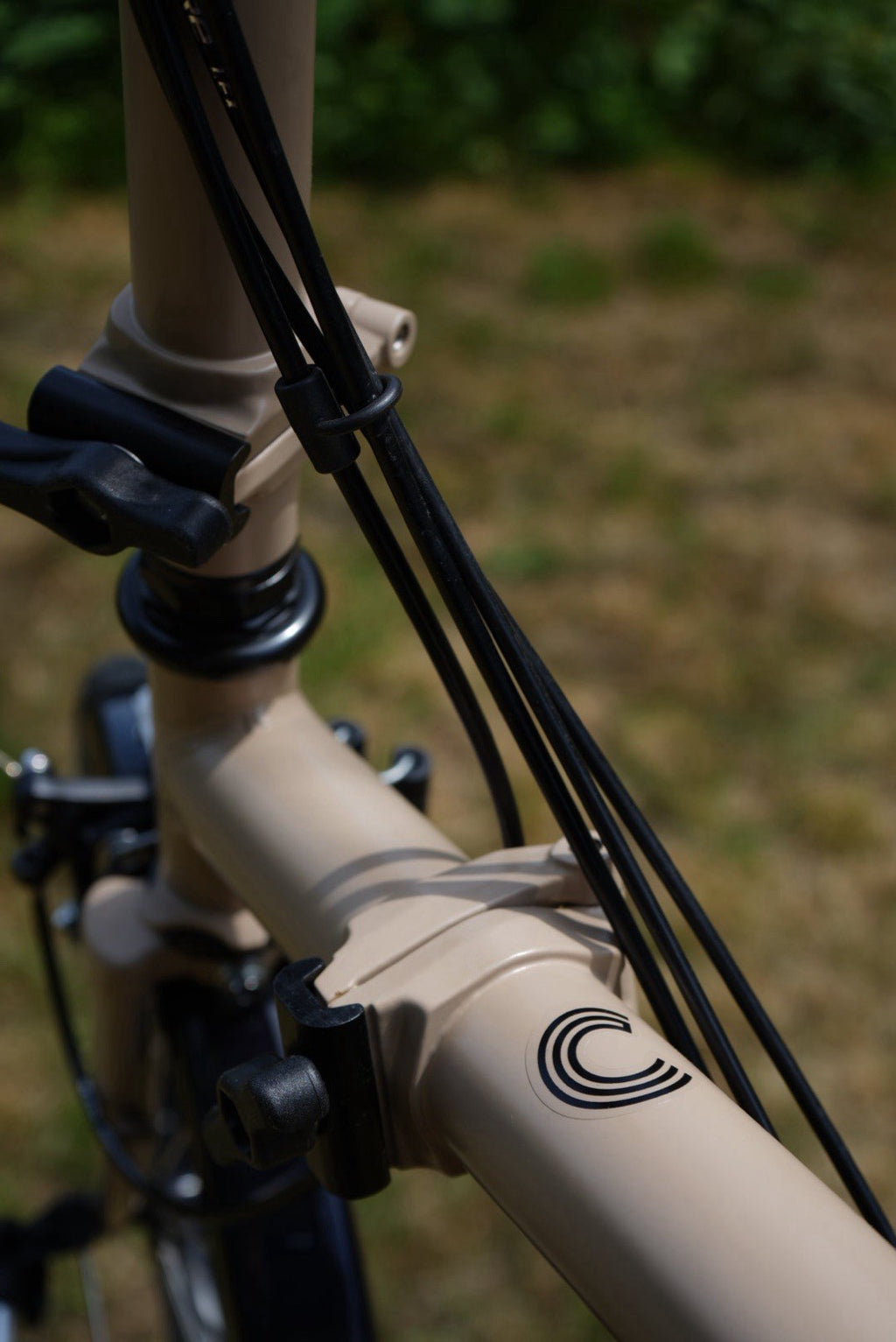 2024 Brompton Cline H6L (6-speed) Dune Sand colour