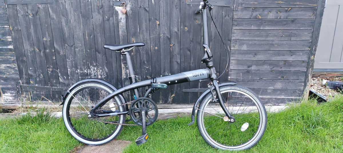 Tern Link Uno 20in Folding Bike Black with Mudguards & Rear Rack