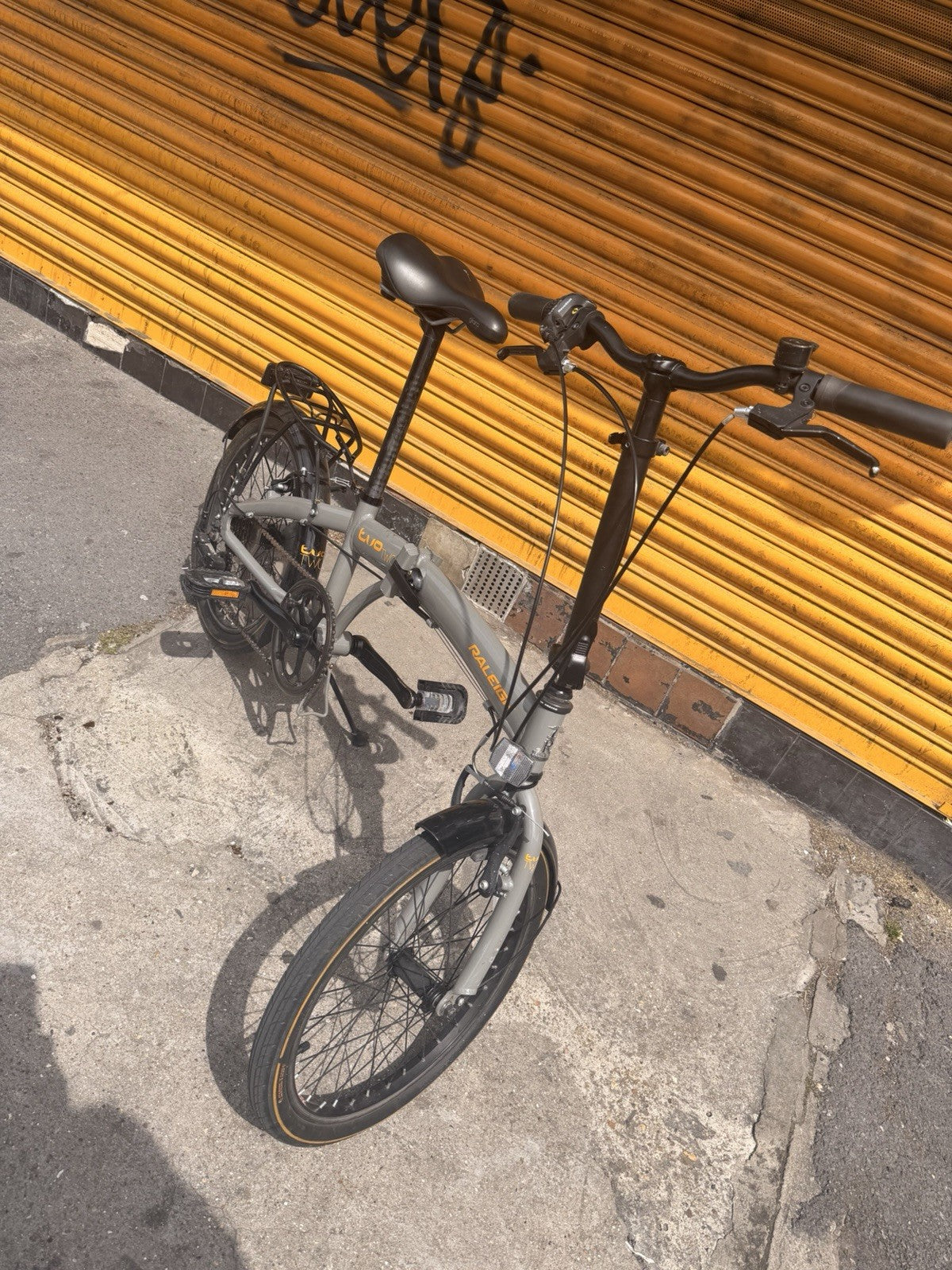 Raleigh Evo Two Folding Bike – Excellent Condition