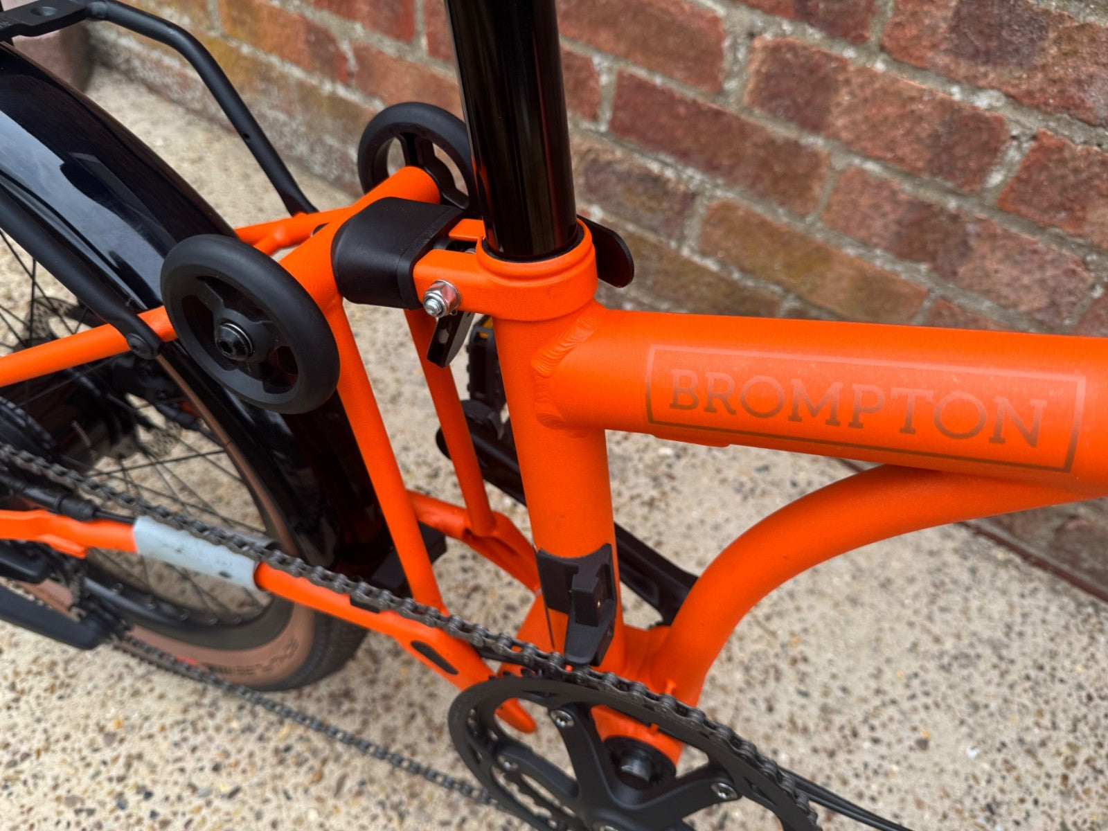 Brompton G Line Folding Bike - Small - Roller Frame - 8 Speed Alfine - Mudguards
