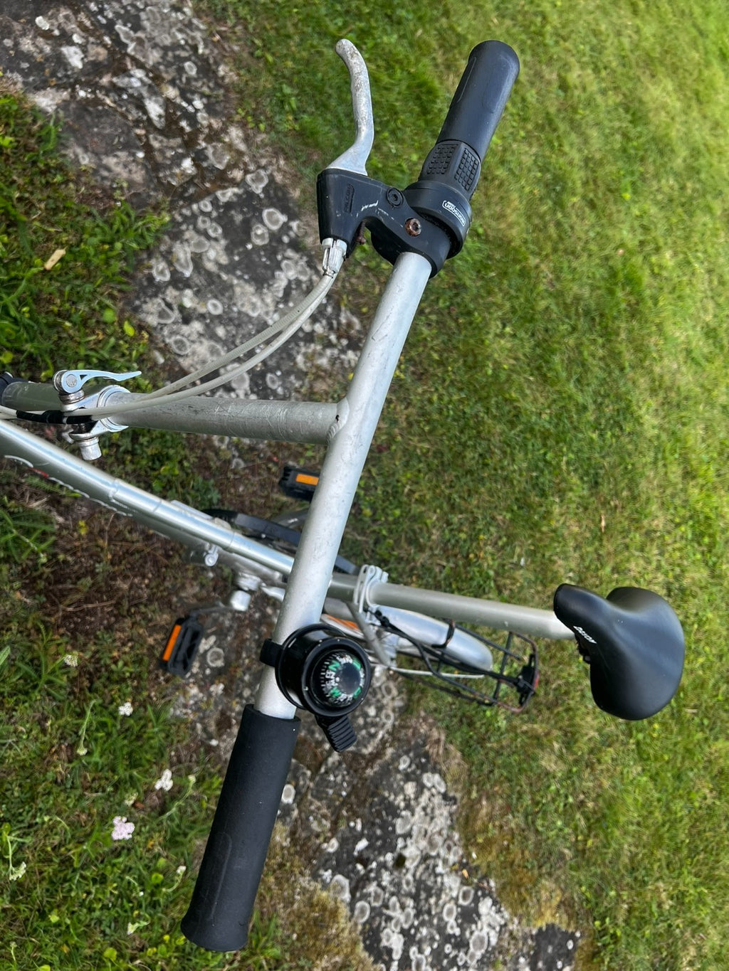 3 speed Compass folding bike (commuter, caravan or boat bike) , kickstand & rack