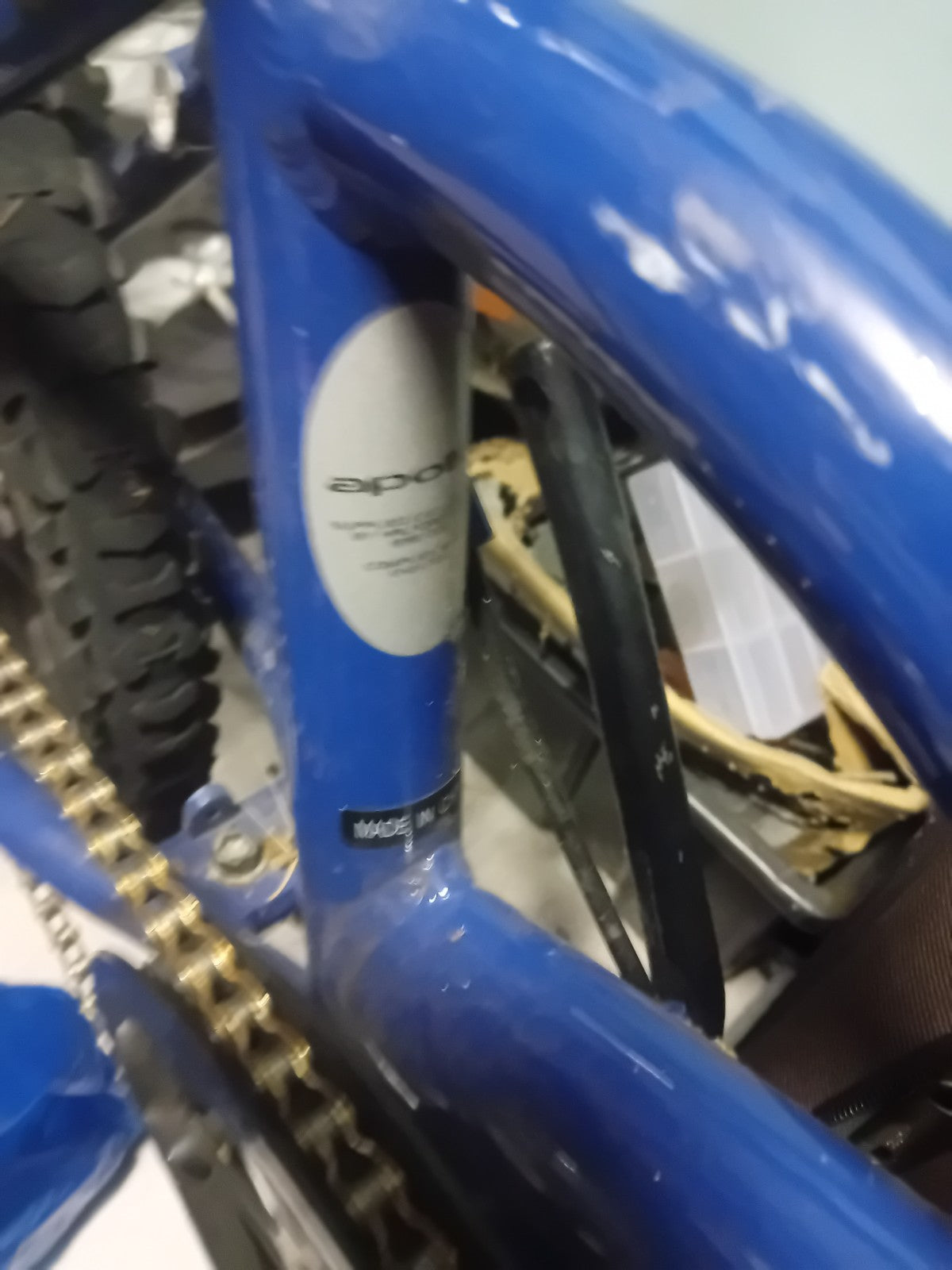 Apollo Tuck Blue Foldable Bike Gold Chain With Padlock Second Hand