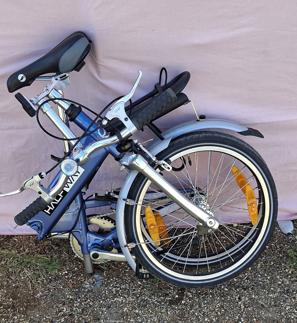 Giant "Halfway" 20in Folding Aluminium Bike,  1-Speed Mint Condition 2 Available
