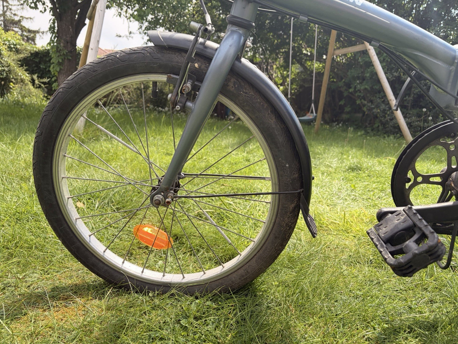 B'Twin Folding Bike Dark Blue Decathlon 20" Wheels Used