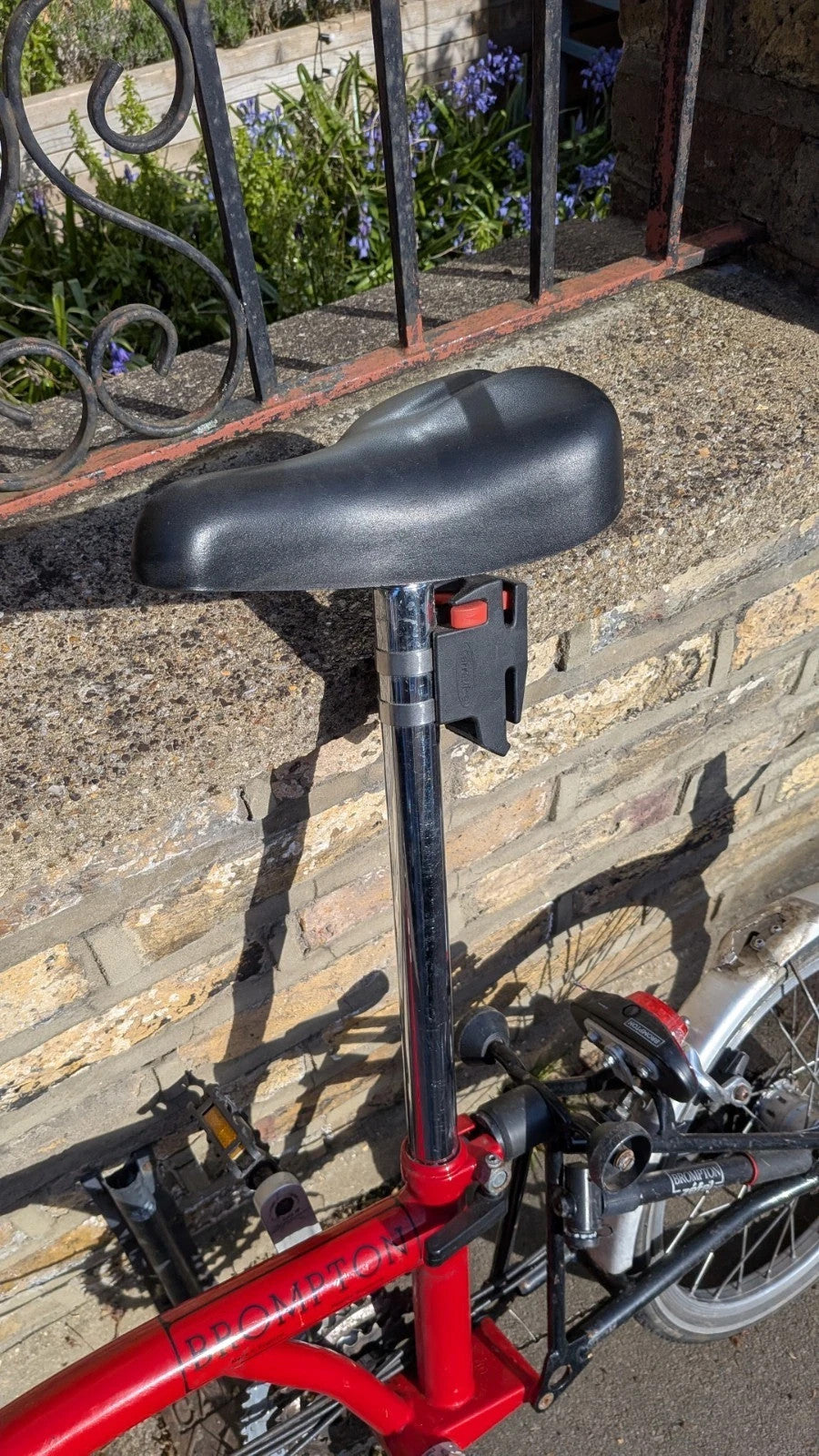 Brompton Folding Bike 6-Speed, Red