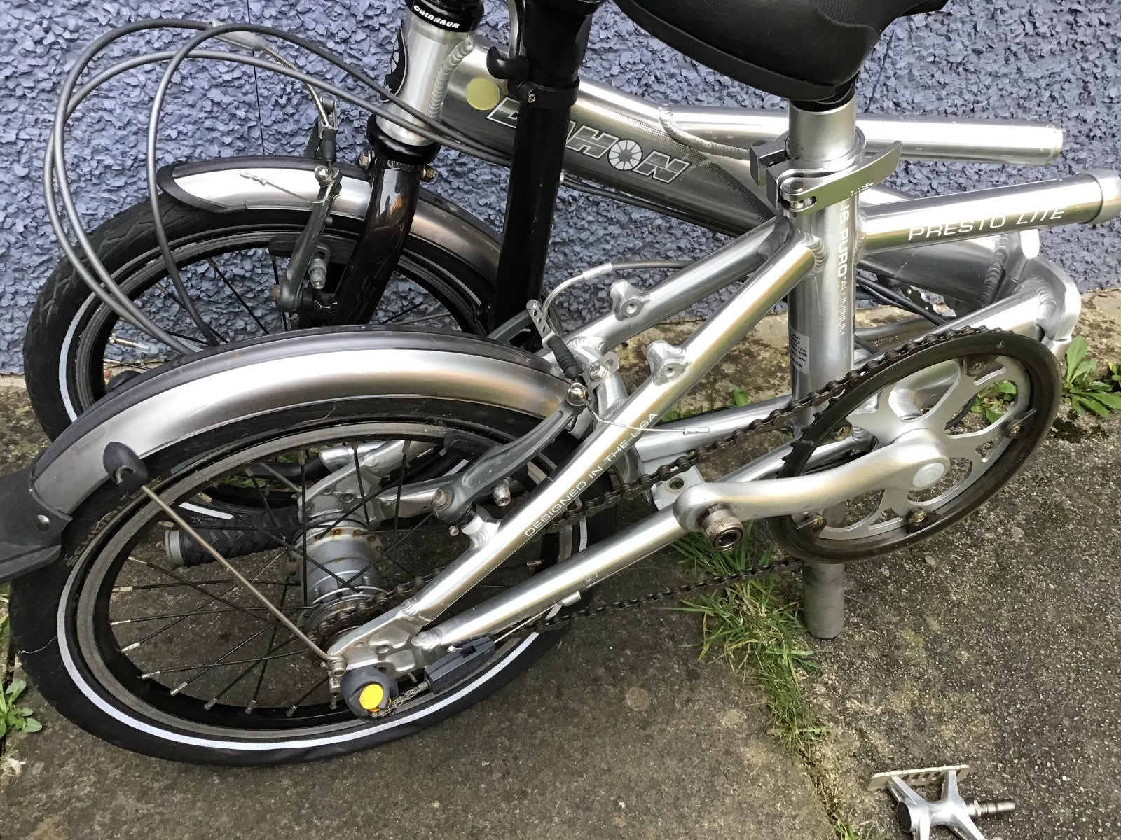 Dahon PrestoLite Lightweight 3-speed Bike w/ Detachable Pedal for Small Storage