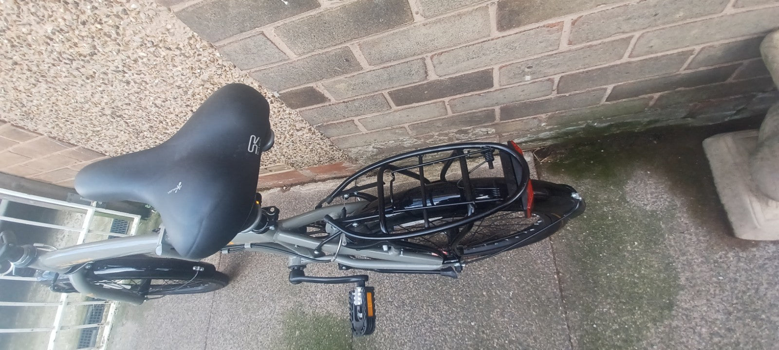 Raleigh Evo 2 Folding Bike - 7 Speed Shimano - 20" Wheels