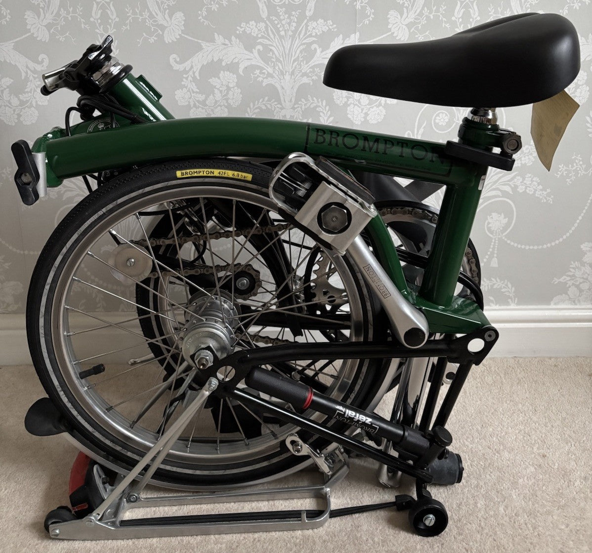 Brompton M3R folding bicycle in Racing Green / Black - New Timewarp Condition