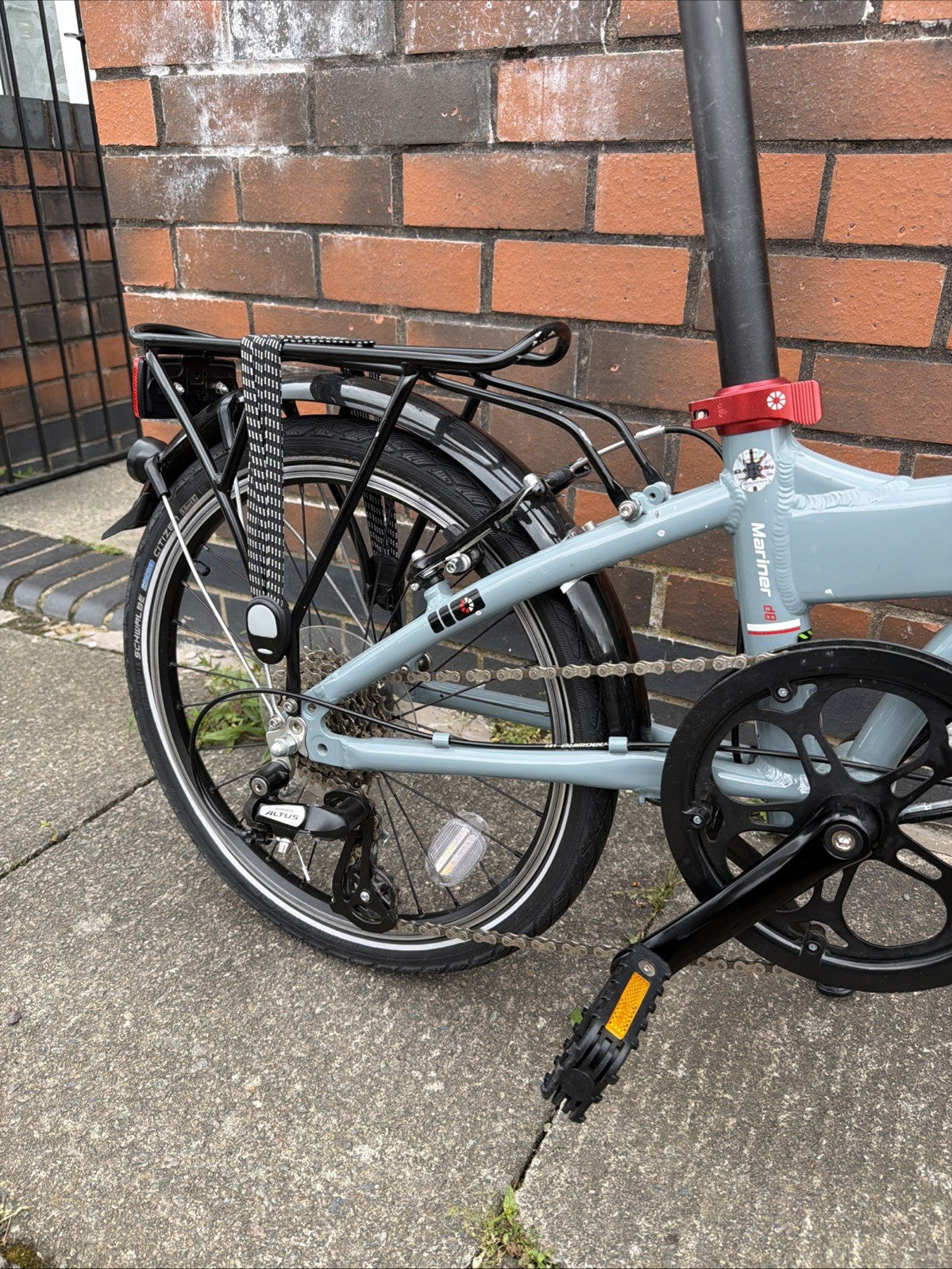 Dahon Mariner D8 Folding Bike 20" Wheel 8-Gear