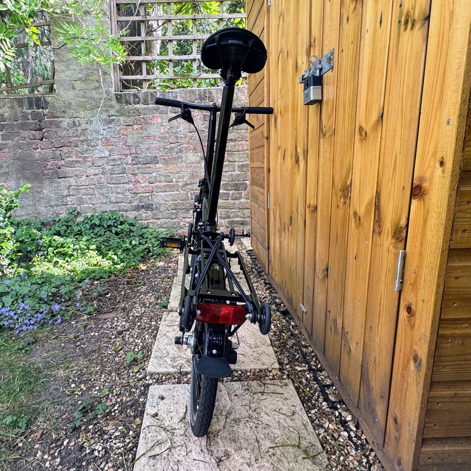 Brompton C‑Line S6L Black Edition Roller Rack – Low Handlebar – 6‑Speed - Brooks
