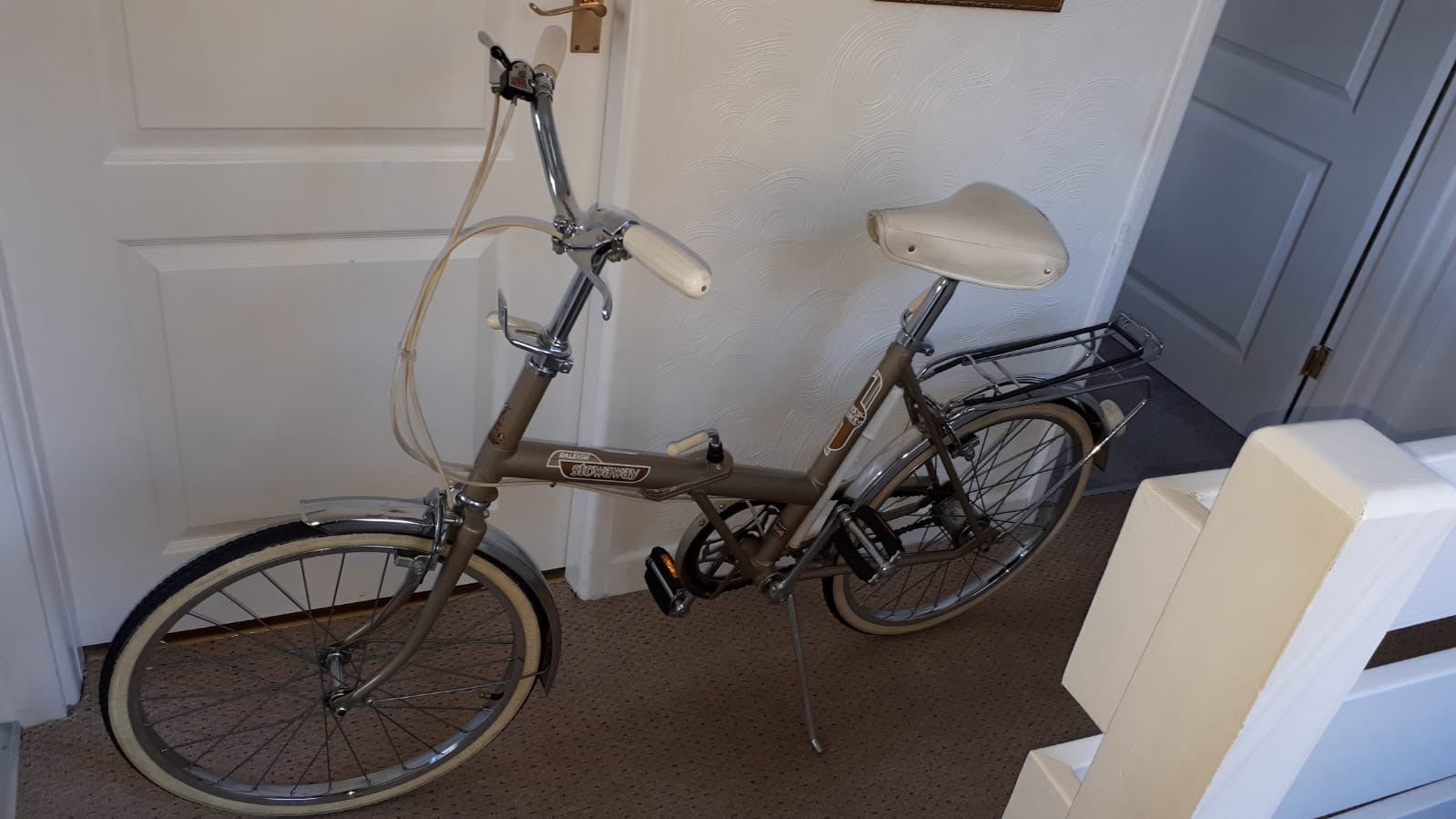 Ladies Raleigh stowaway folding bike in gold