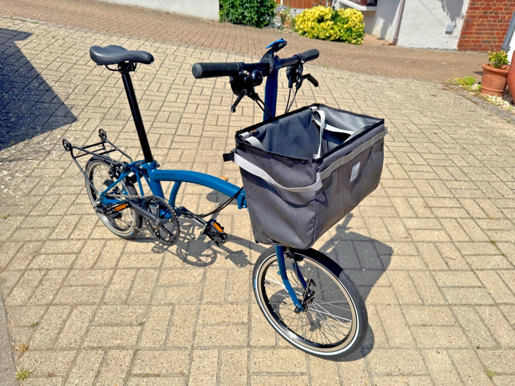 Brompton C Line Ocean 6 SPEED - Original British Folding Bike - with storage bag