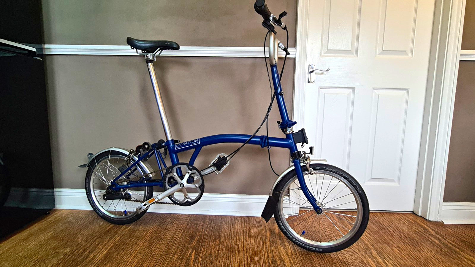 Brompton Folding Bike Blue 16in M Frame Cruiser Bar Caliper Brakes Mudguards