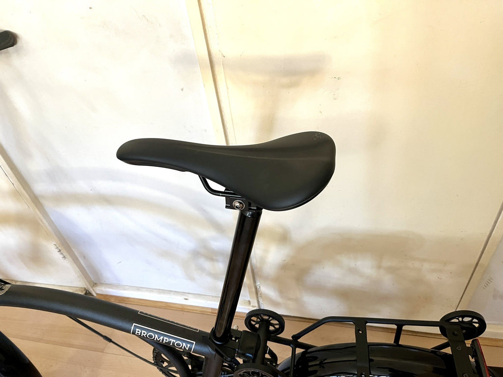 Brompton G Line 2026 with Roller Frame - 8-speed, Space Black, Medium