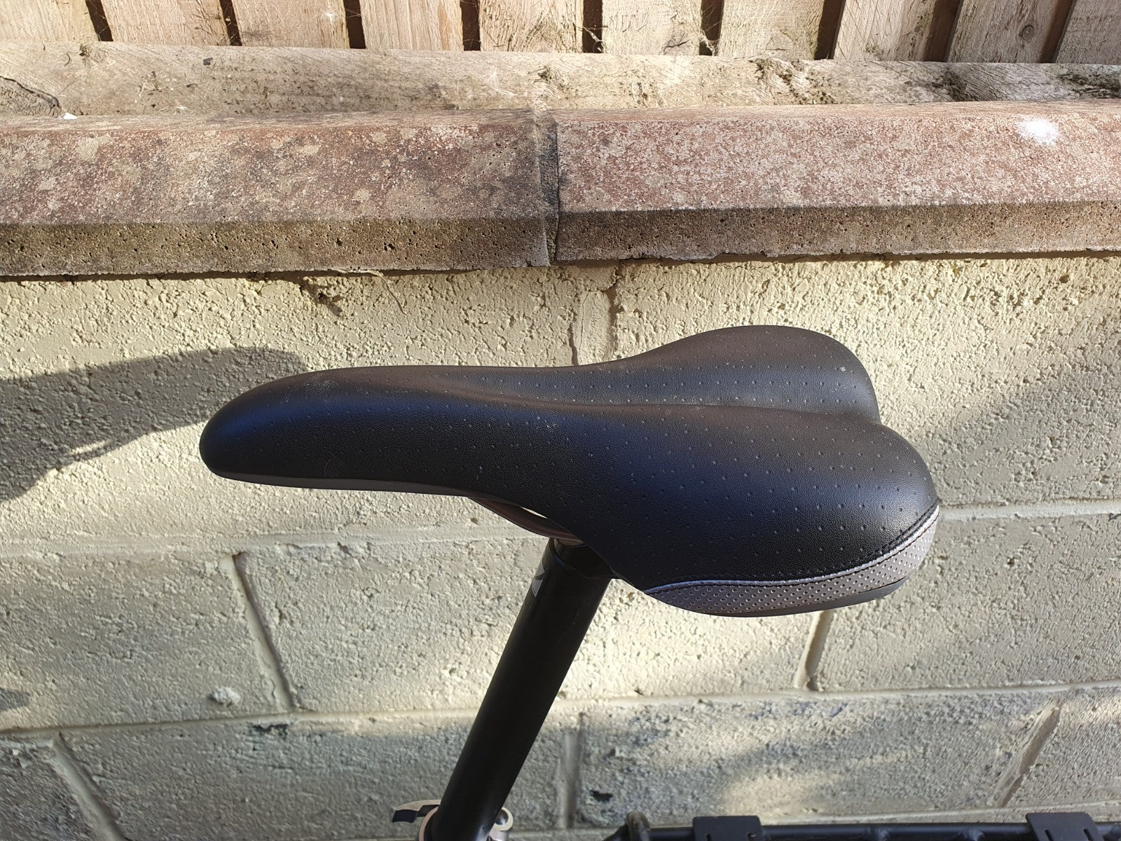 Mezzo D9  9-speed folding bicycle, black, very good condition, with carry bag.