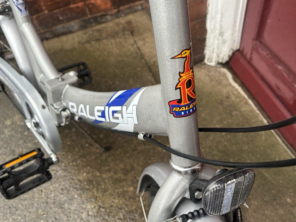 Raleigh Folding Bike 6 Speed Shimano Revishift 20” Wheels Well Maintained