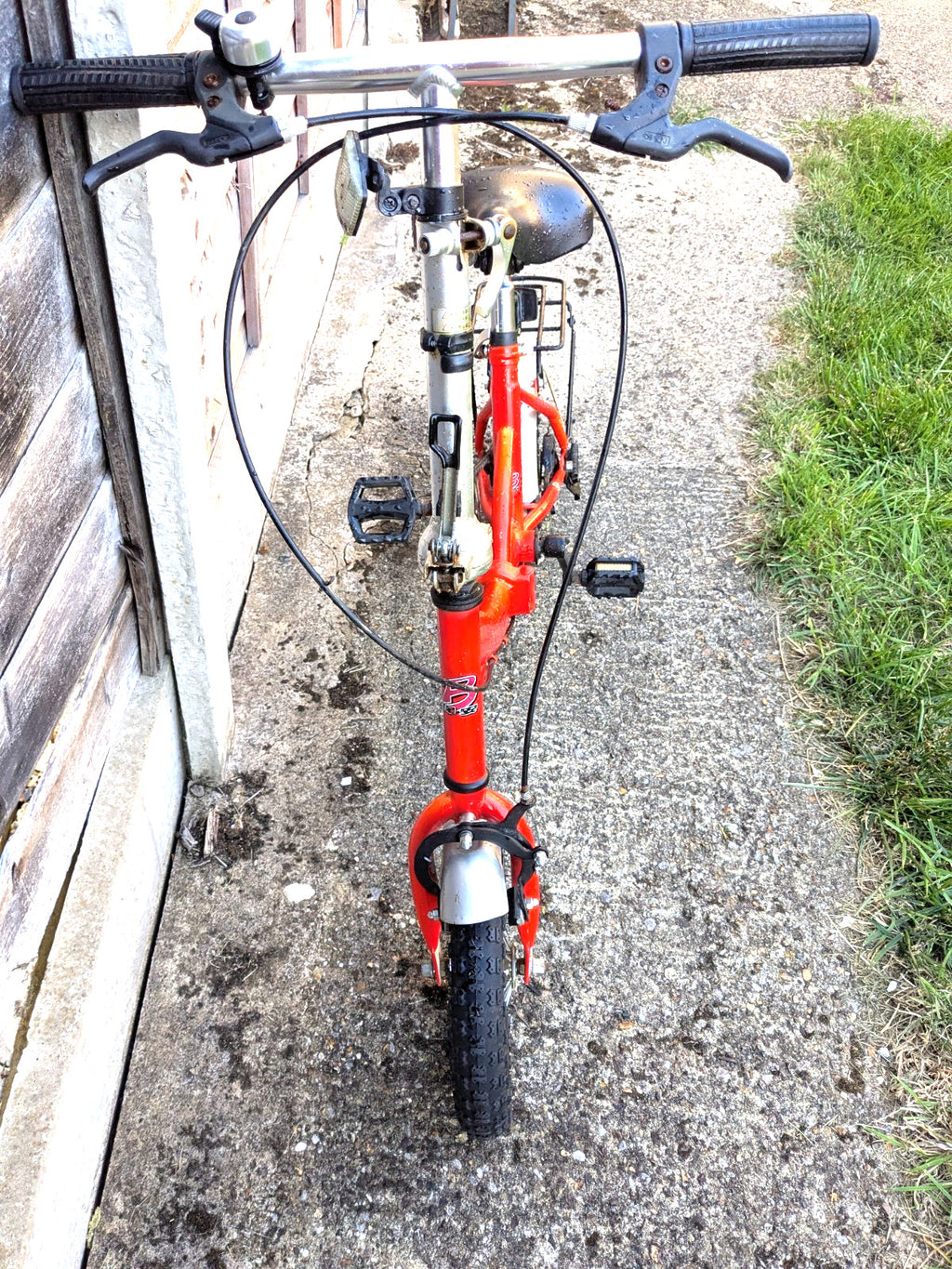 Folding Bike 12 Inch Wheels  Red great condition