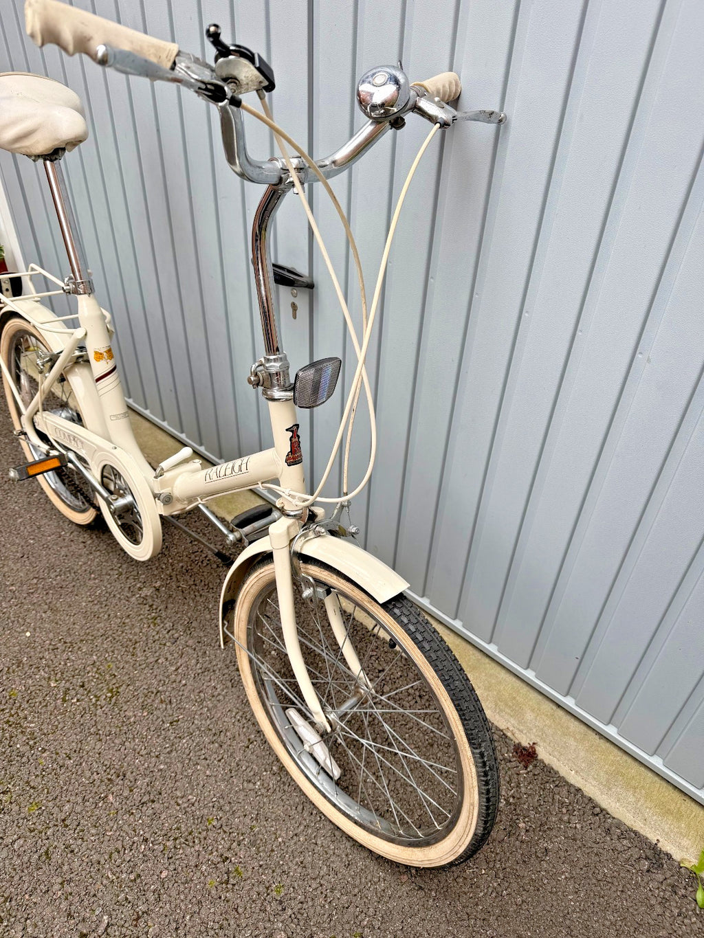 Vintage 1986 Unisex Adults Men's Women's White Raleigh Compact Folding Bike