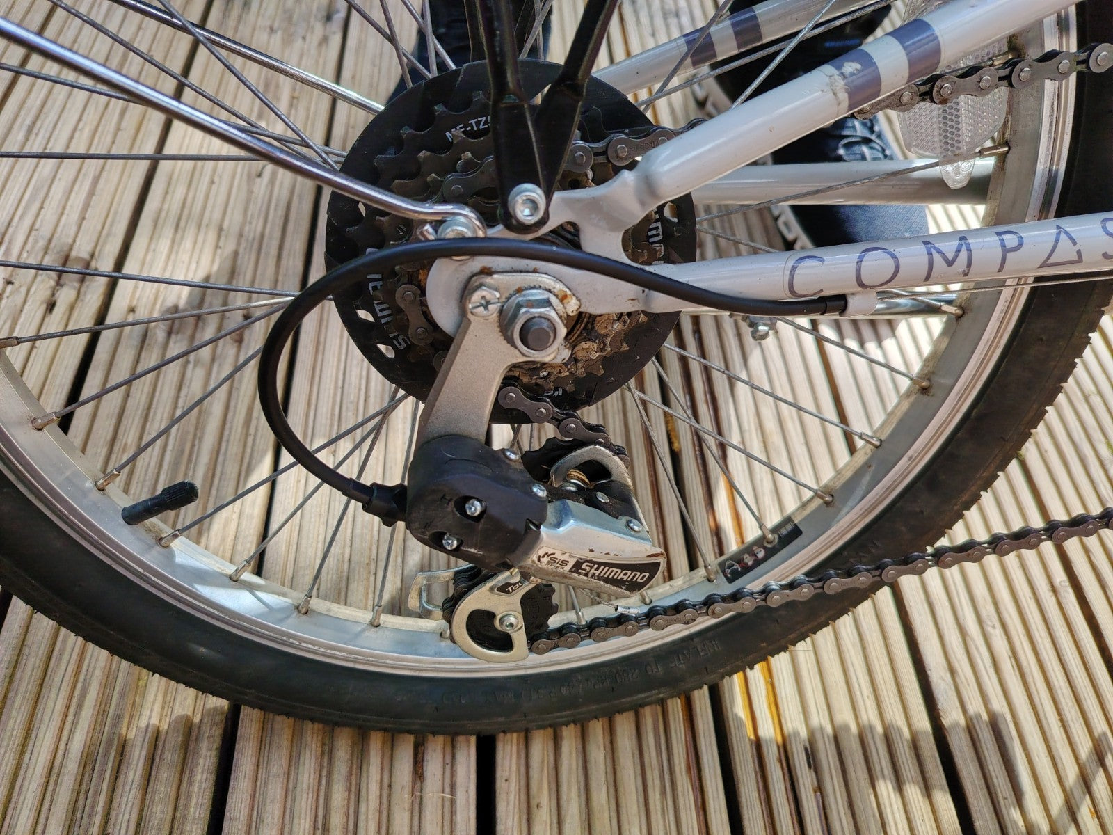 Unisex 6 Speed Compass Folding City Bike 20 Inch Wheels Shimano Gears