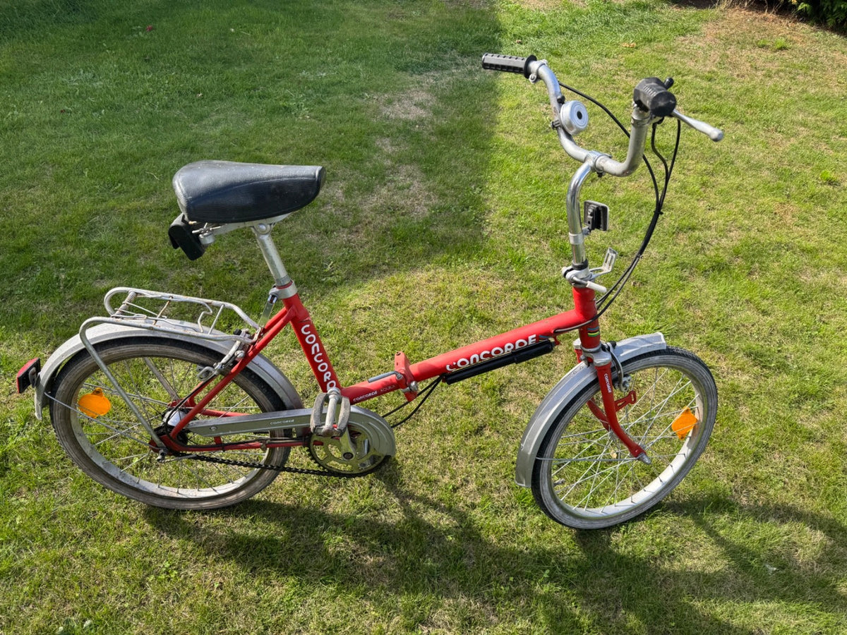 80s folding bike (like raleigh shopper)