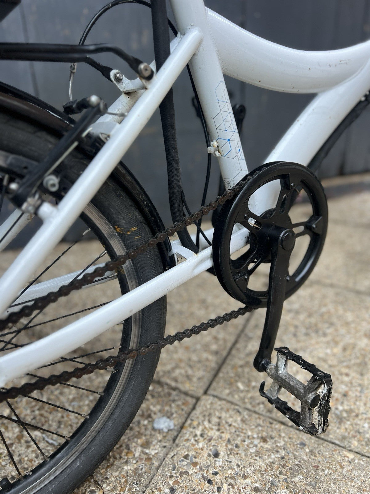 Halfords Assist 20” Hybrid Folding Bike White – Spares / Repair