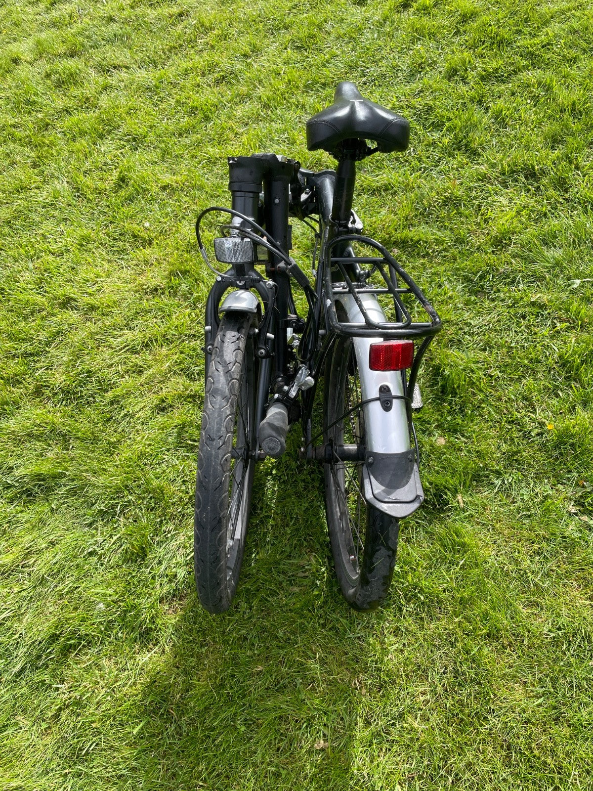 Carrera Intercity 20'' Unisex 8-Speed Folding Bike Black
