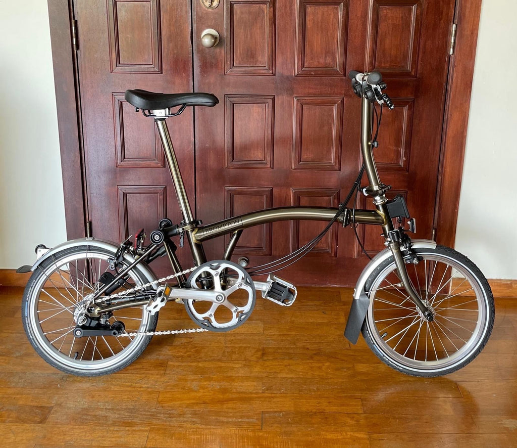 Brompton S6L Black Lacquer 21 Used Once, Boxed, Helensburgh Scotland Collection