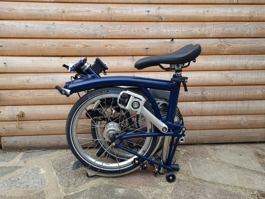 Brompton M6L Folding Bicycle Tempest Blue used in great condition + pump + docs