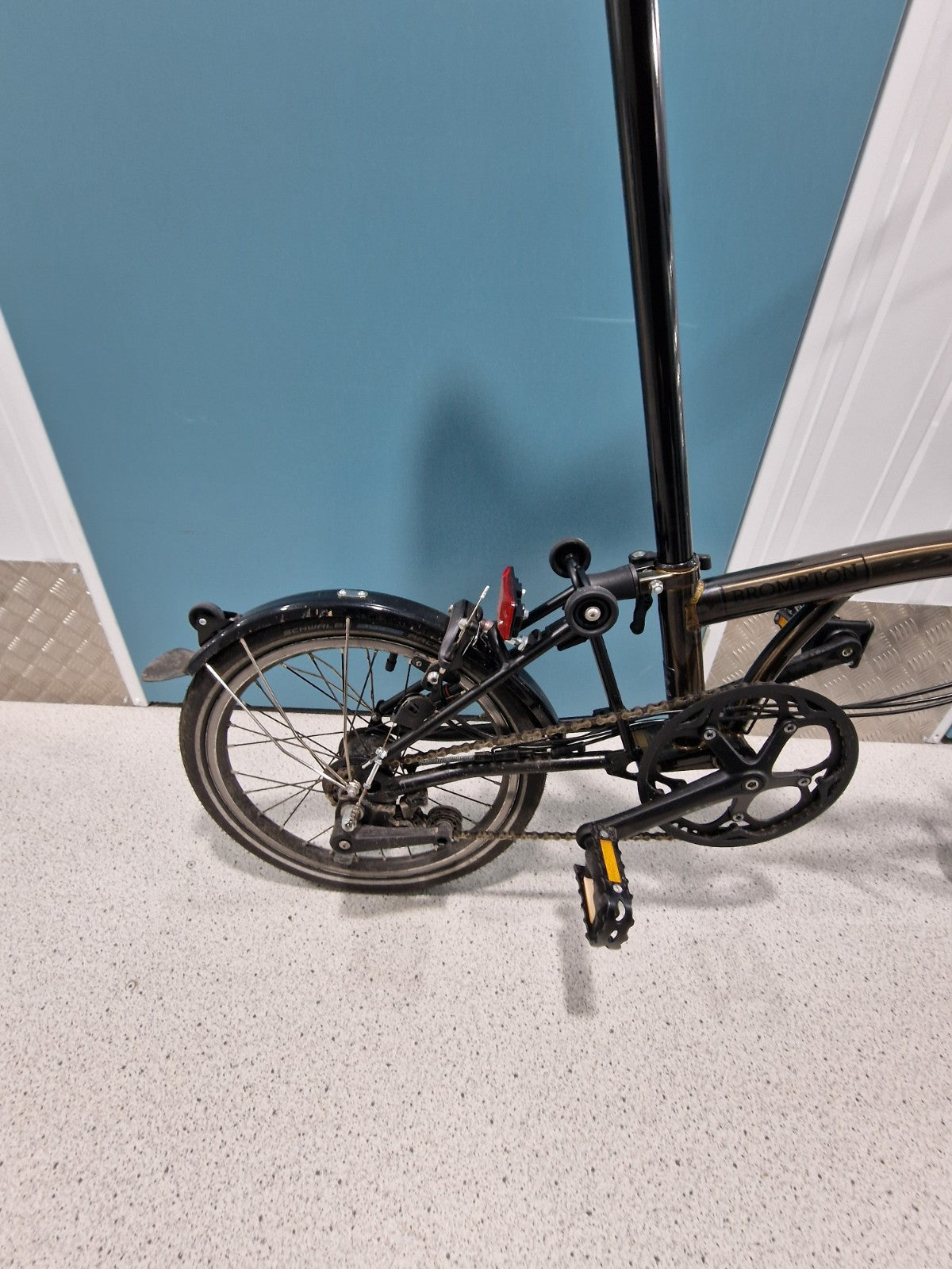 Brompton C Line Explore 6 Speed M Bar Black Lacquer Extended Seat Post MudGuards