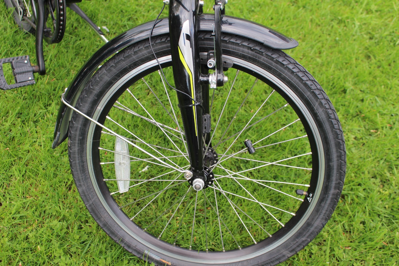 Carrera Cross City unisex folding bike great condition collection near Crewe
