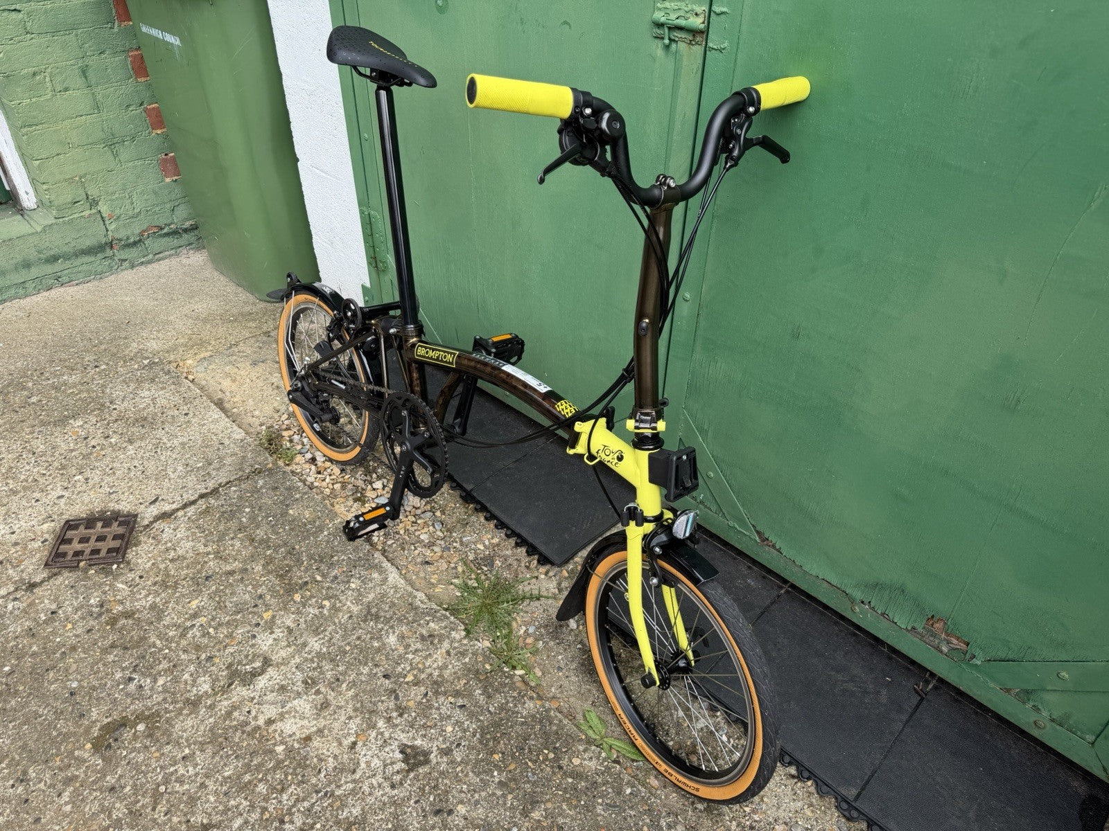 Brompton Folding Bike 6-Speed Tour de France Black Edition