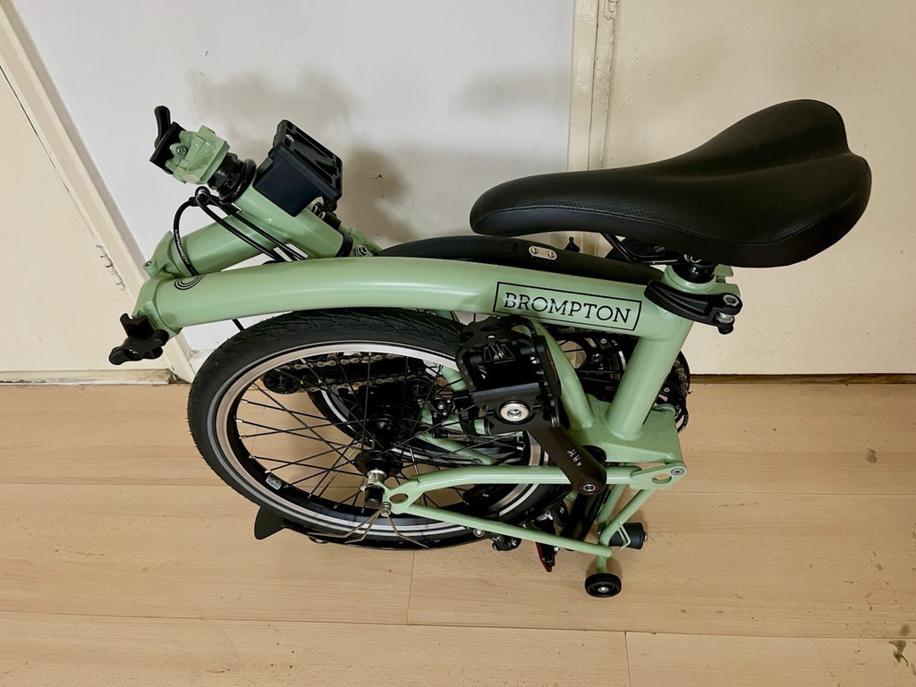 Brompton C Line Urban Folding Bike Matcha Green Excellent Condition