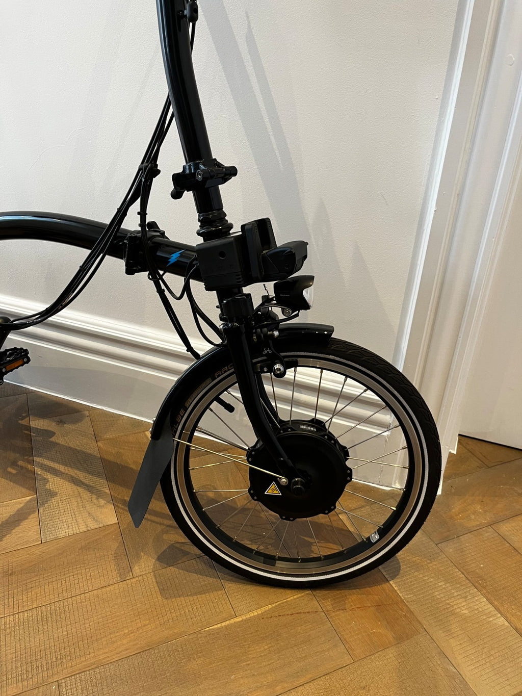 BROMPTON H6L TYPE 6 SPEED FOLDING BIKE