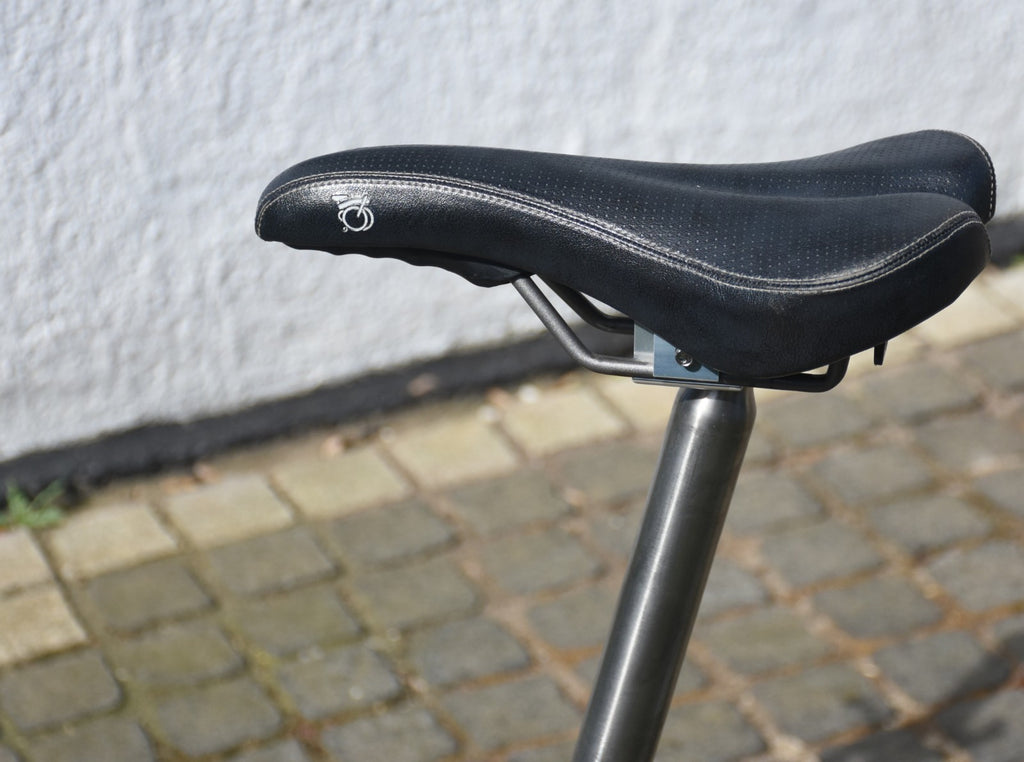 Brompton 4 Speed Titanium Fork Triangle Seat Post Customised Rack Like P Line