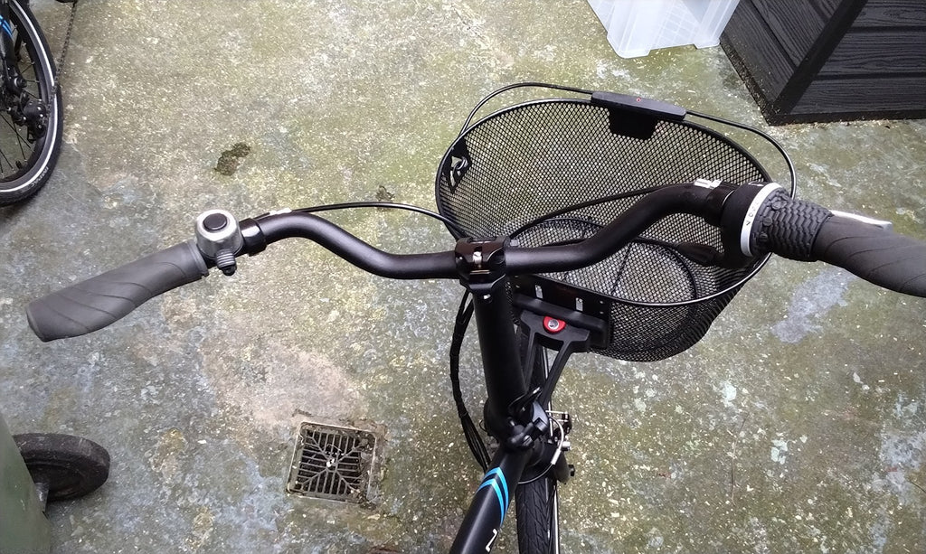 Pair of Dahoon Aluminium Folding Bicycles, 7 Speed, 20 Inch Wheel Models.