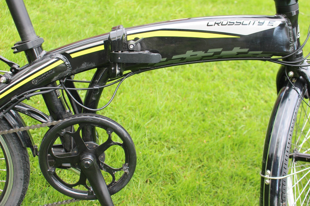 Carrera Cross City unisex folding bike great condition collection near Crewe