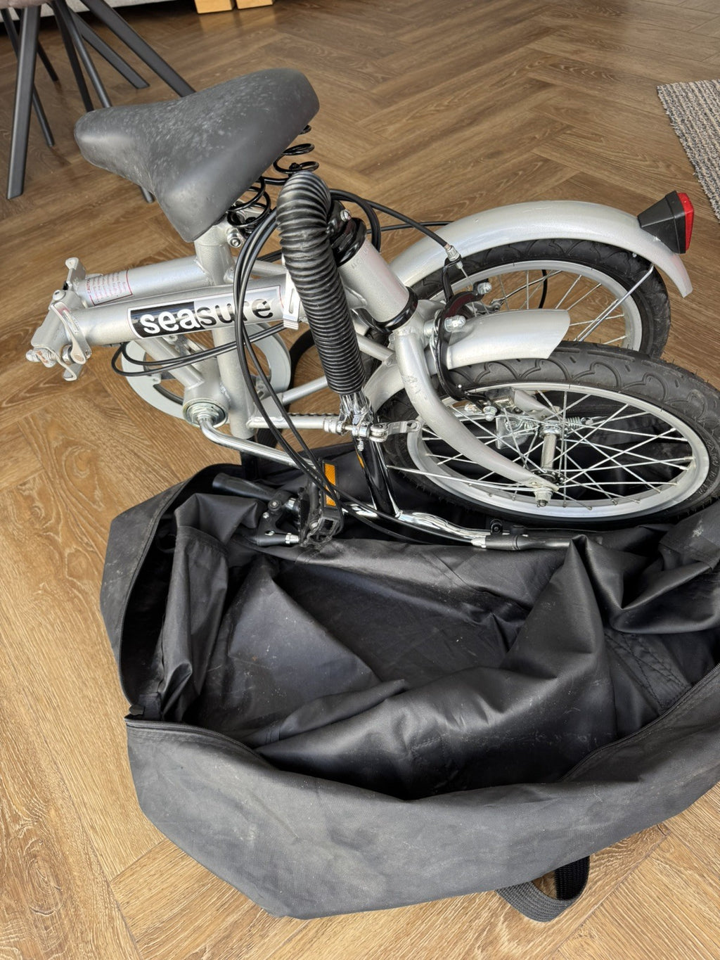 Seasure Folding Bike 16" 6-Speed Compact Lightweight Commuter Silver