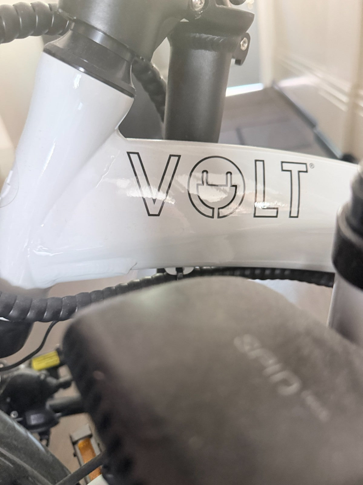 Volt Metro White Folding Bike