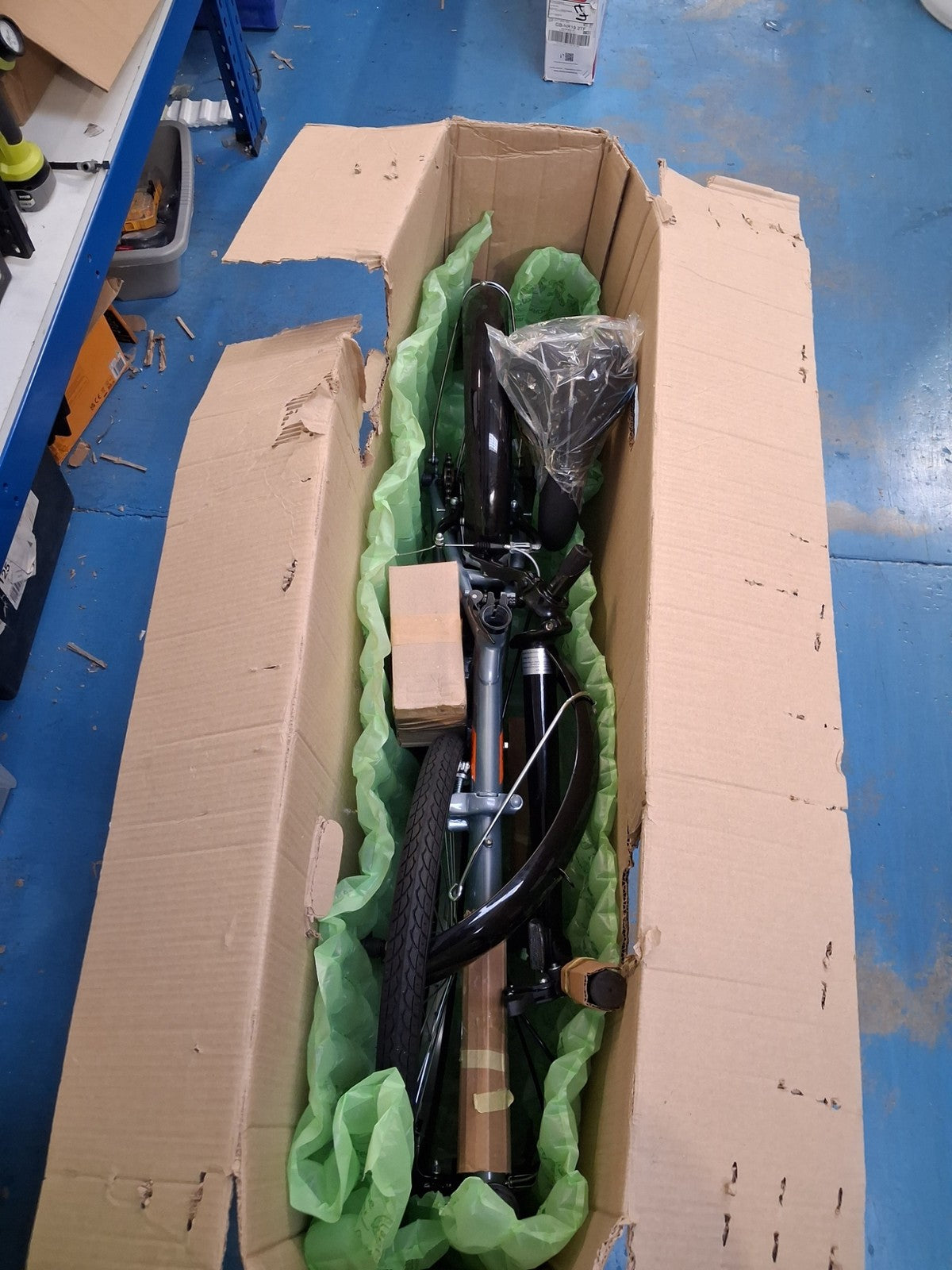 Apollo Tuck Folding Bike 20in Single-Speed One-Size Grey/Orange (No Tools)