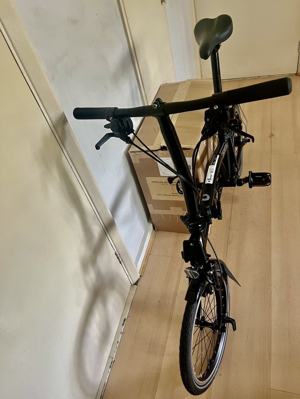 Brompton C Line Explore, 6-Speed, Black, Black Ed, Low Handlebar 2025