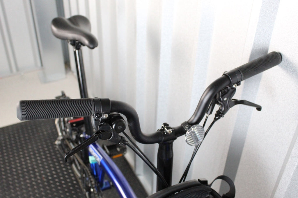 Brompton C-Line Electric 6 Speed Bolt Blue Lacquer - Lightly Used