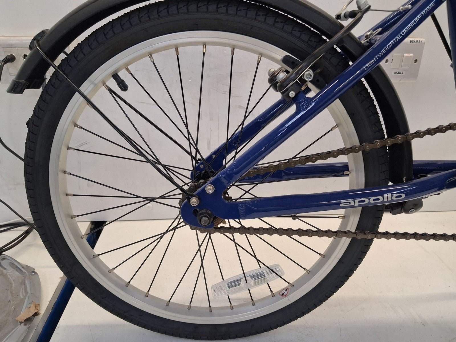 Apollo Tuck Single Speed 20'' Wheel One-Size Lightweight Folding Bike - Blue A