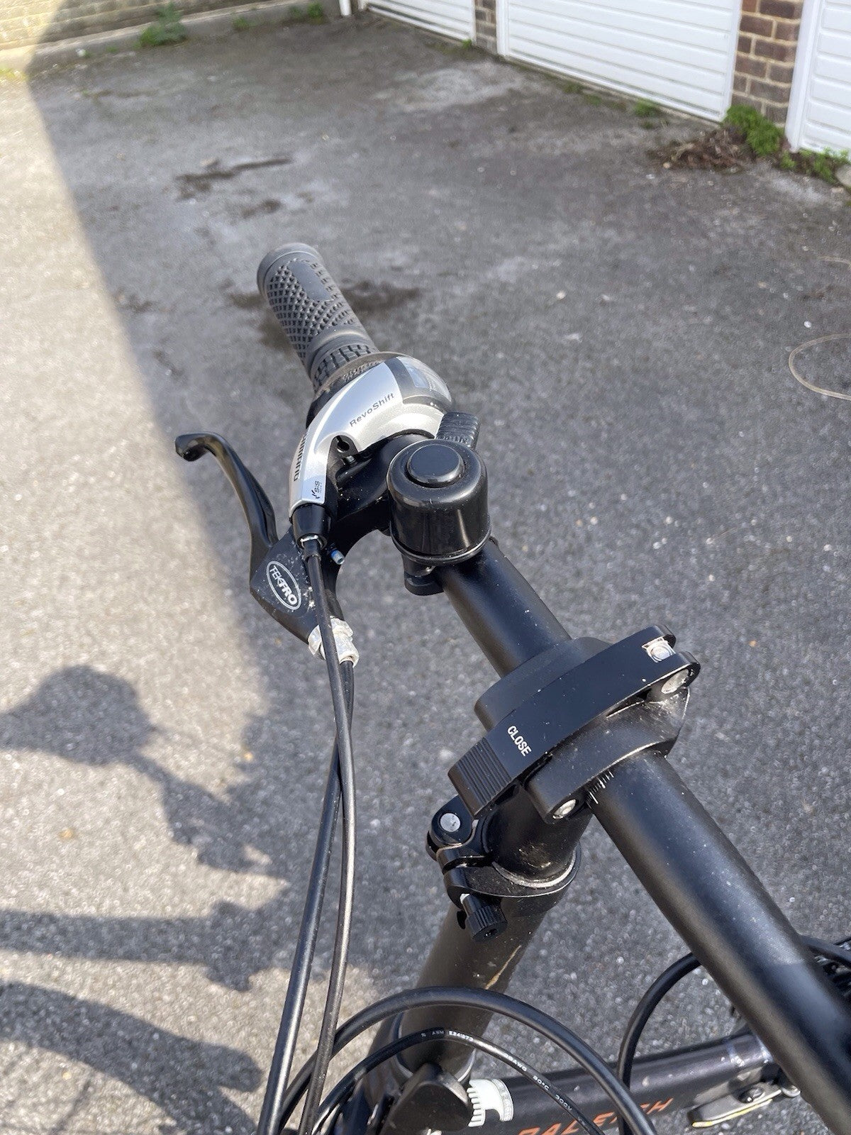 Rayleigh  Trans x Folding Bicycle 20 Inch 8 Speed Shimano Gears Black