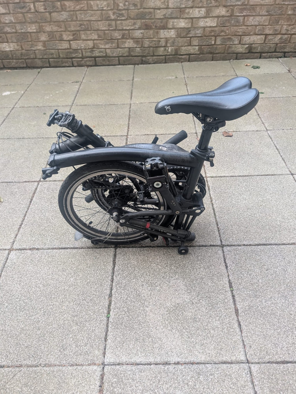 Brompton Folding Bike – 2016 – Black Edition – 2 Speed
