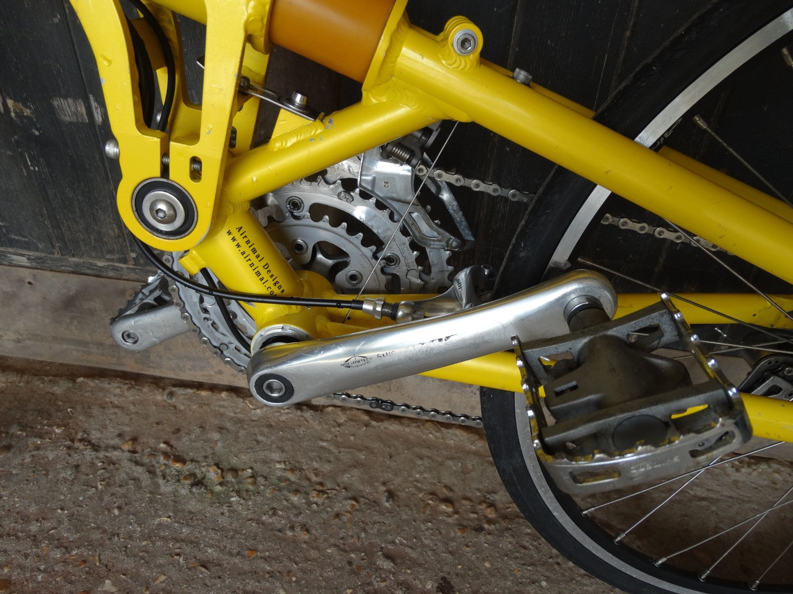 Airnimal Chameleon Folding Bike 24" Wheels medium frame, 27sp updated, new parts