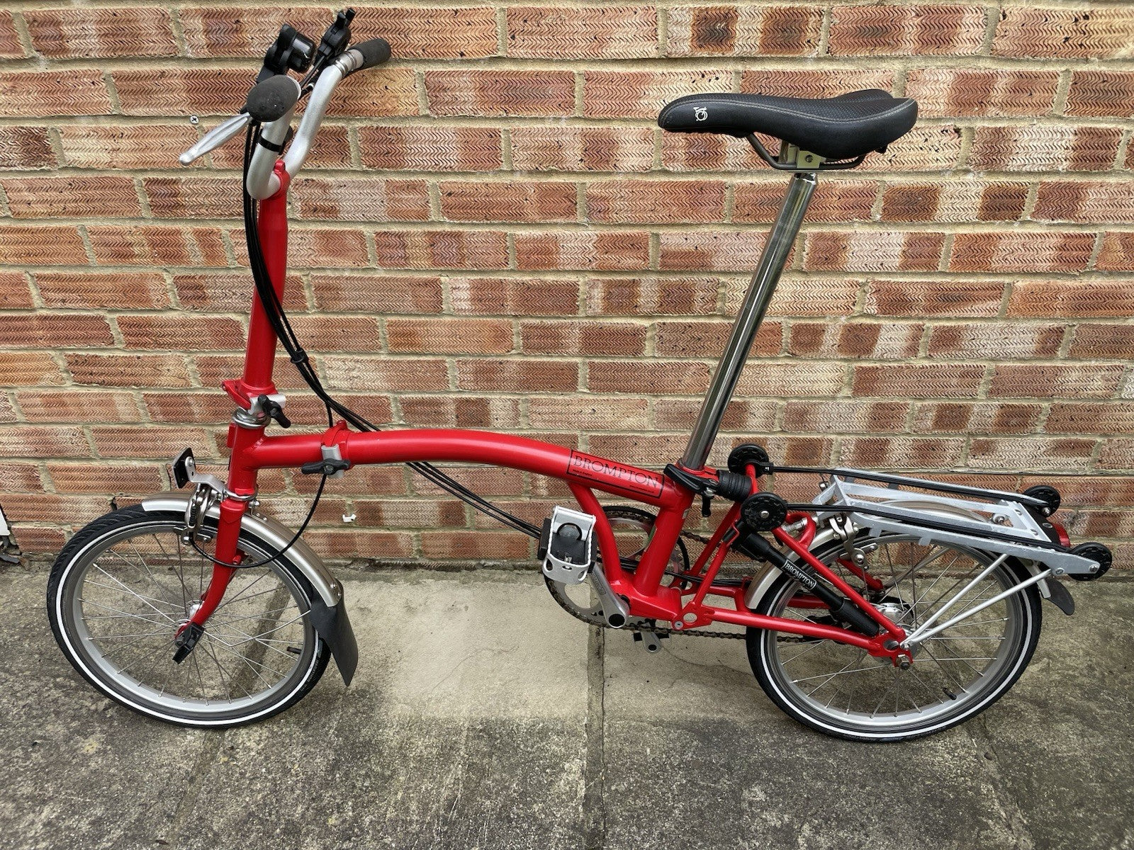 Brompton M6R Folding Bike 6-Speed Red Excellent Condition