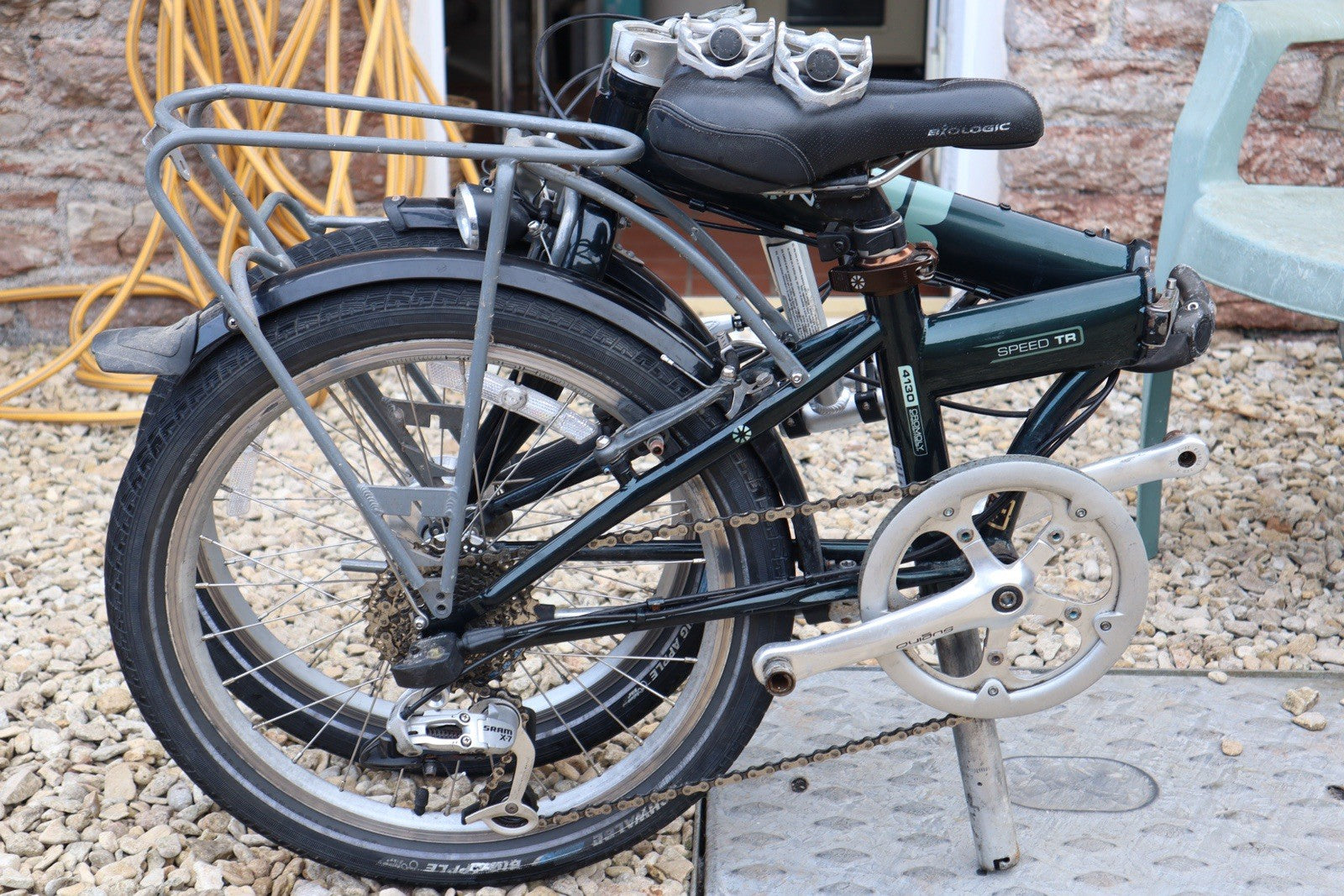 Dahon Speed TR Folding Bicycle. 20” Wheels. 24 Gears And racks. Versatile!